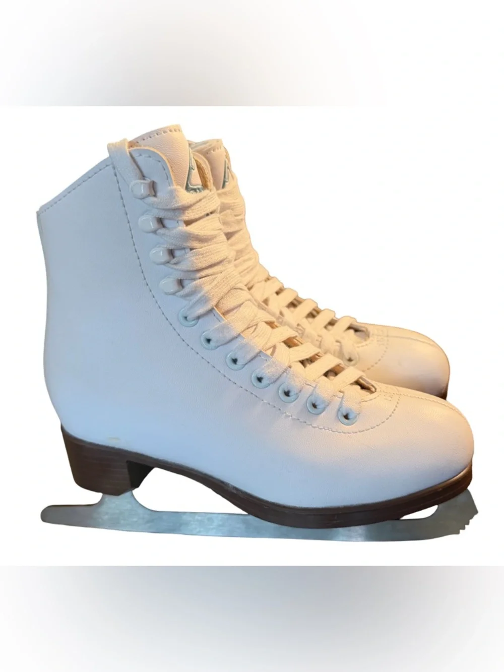 Glacier by Jackson 120 NWOT Sz 3 White Youths Figure Ice Skates (SH336)